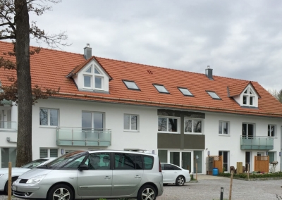 Exklusive, neuwertige Dachgeschoß-Wohnung mit Bergpanorama und Blick ins Grüne, Nähe Chiemsee